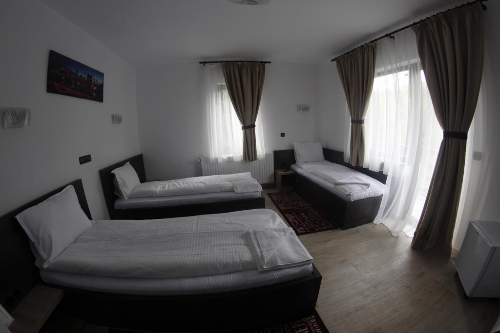 Casa Laur Cu Plaja Privata Hotell Colibiţa Exteriör bild